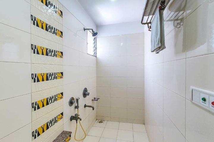 Hotel Corona Bharuch Екстериор снимка